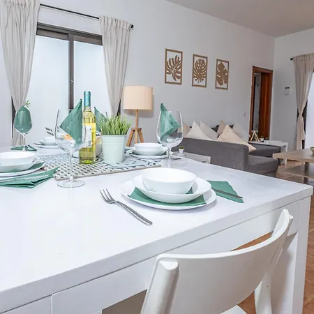 Hébergement de vacances Casa Rosa *